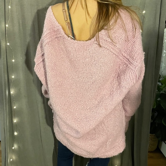 Free People Oversized Sweater - Picture 3 of 6